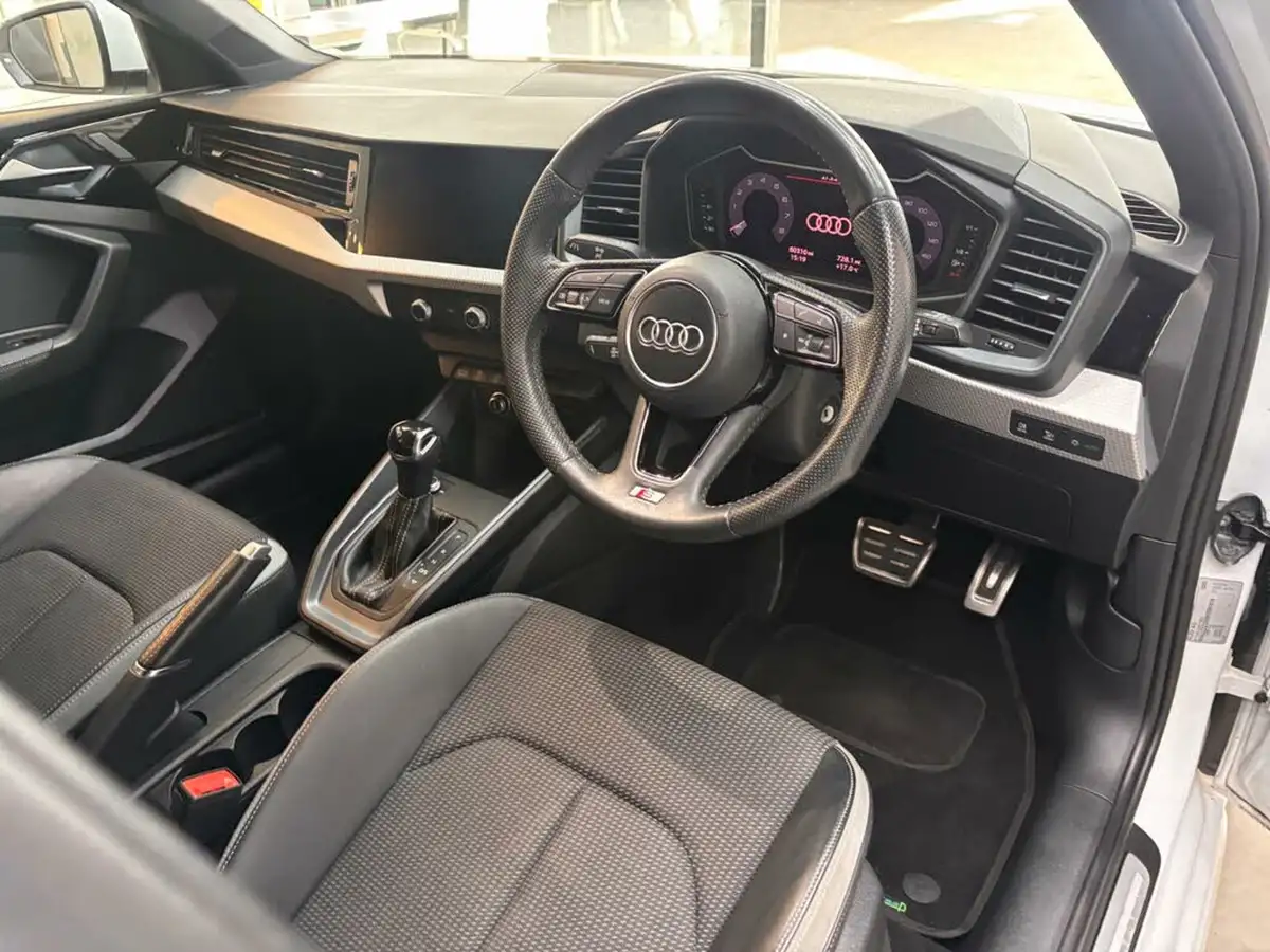 2019-audi-a1-10-30-tfsi-s-line-tronic-big-27