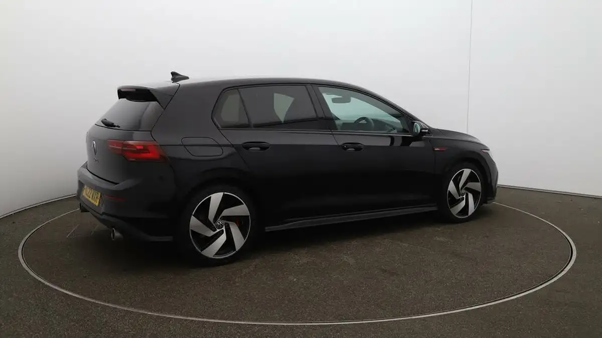 2022-volkswagen-golf-20-tsi-gti-dsg-big-44