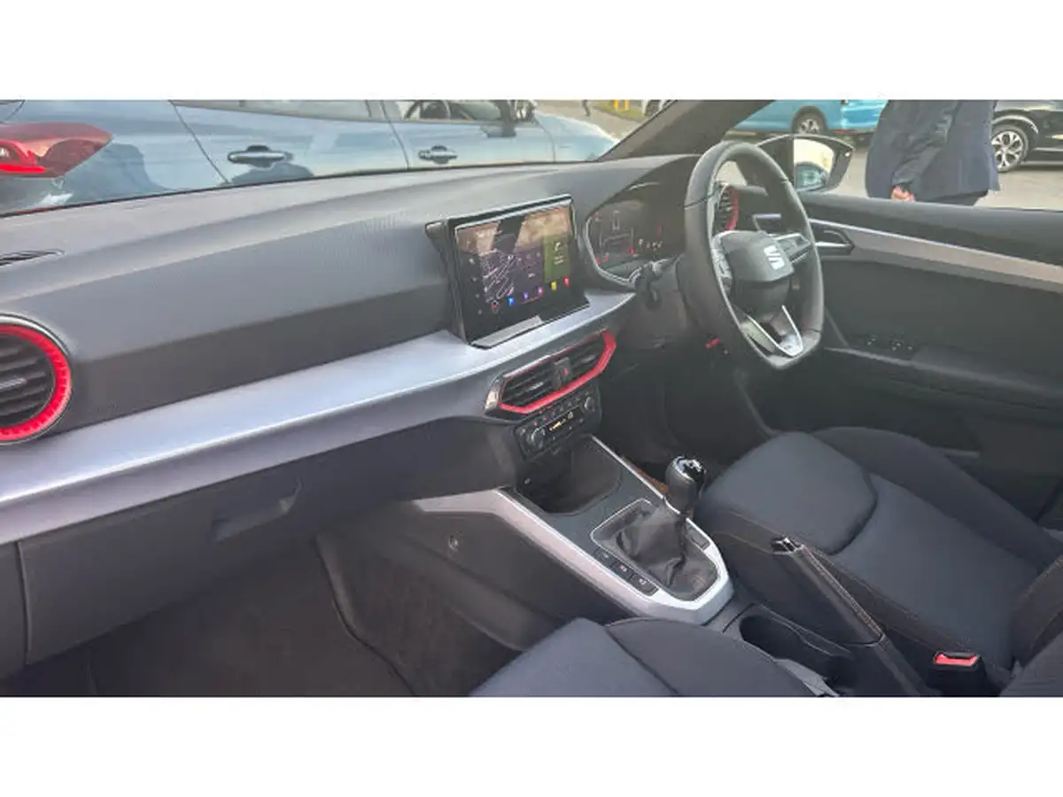 2024-seat-arona-10-tsi-fr-110ps-big-8