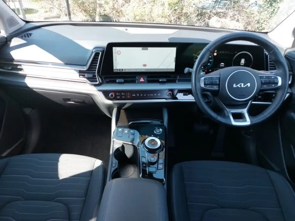 2024-kia-sportage-16-t-gdi-3-207bhp-hev-auto-big-2