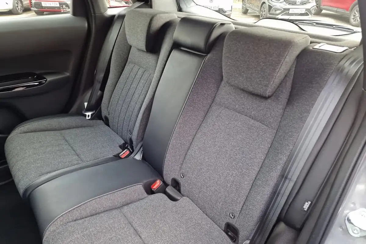 2022-honda-jazz-15-i-mmd-sr-109ps-big-7