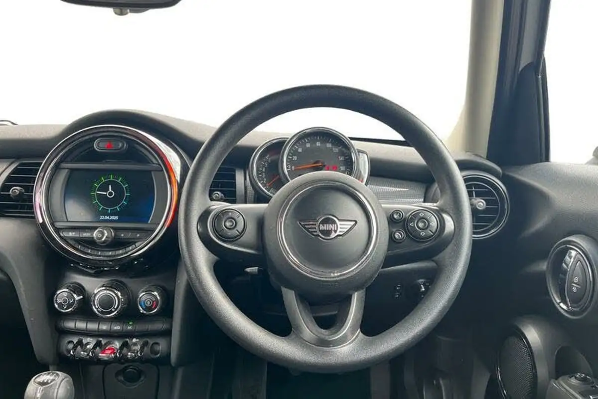 2018-mini-cooper-15-cooper-series-ii-ss-hatchback-5d-big-10