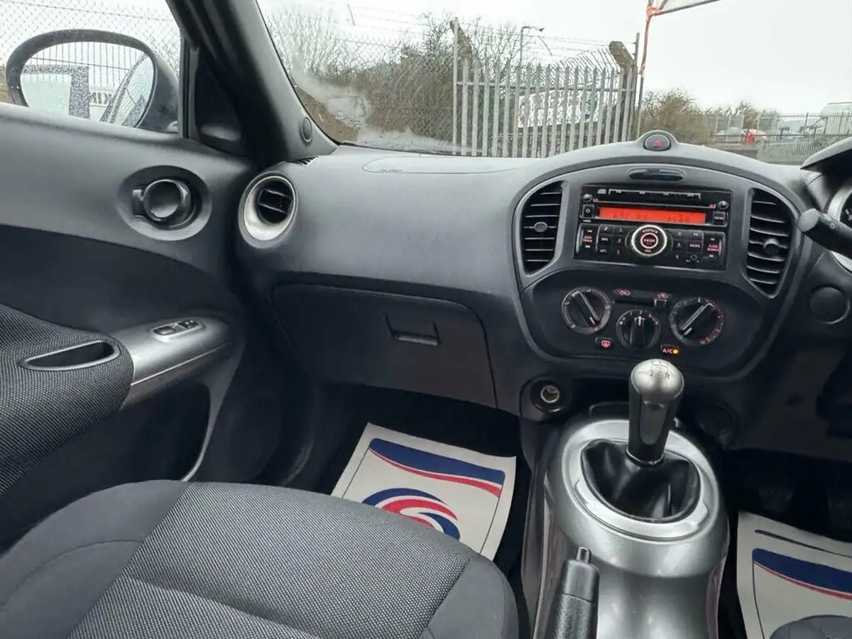 2013-nissan-juke-16-visia-16v-big-13