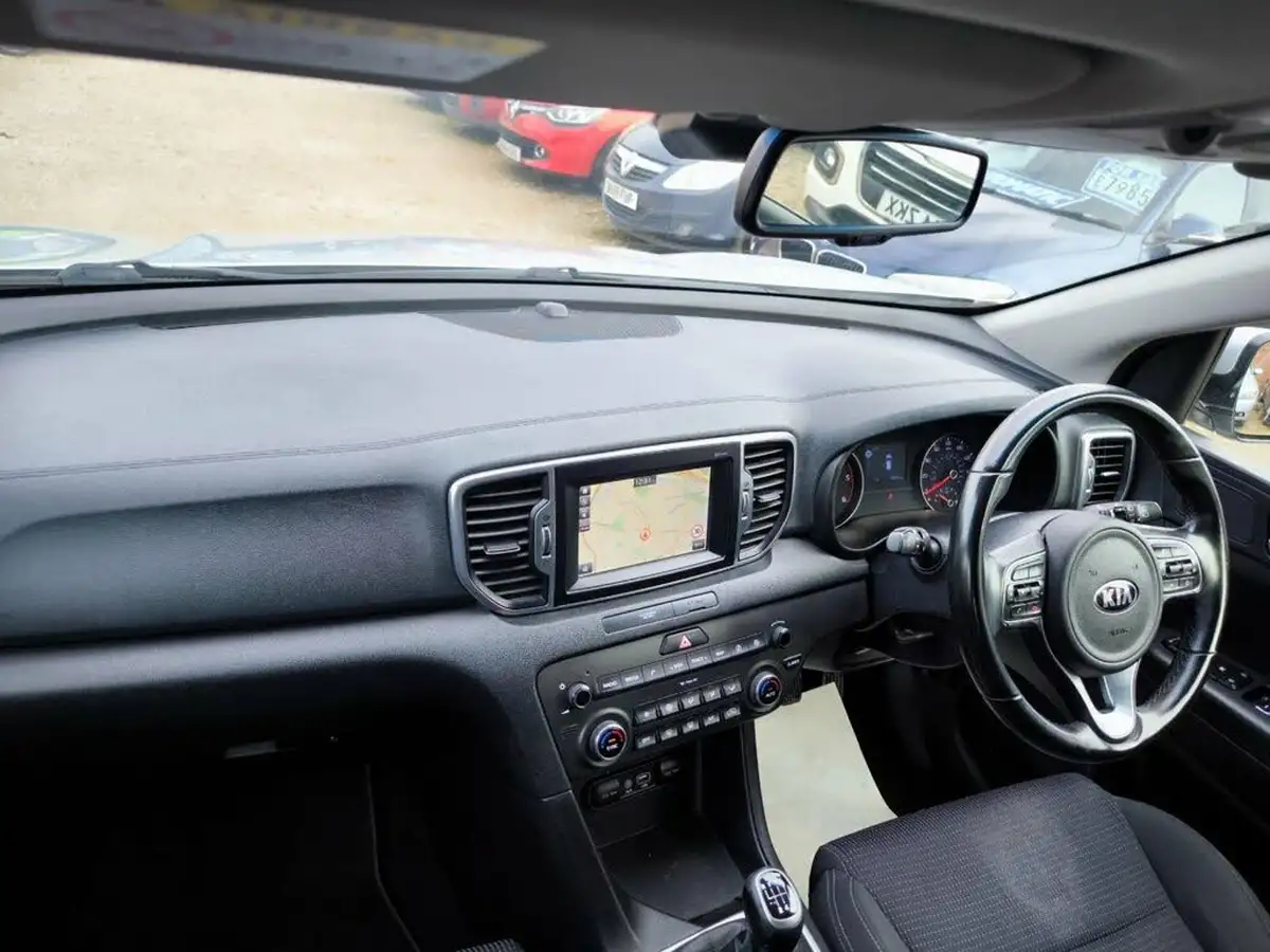 2017-kia-sportage-17crdi-2-114bhp-big-13