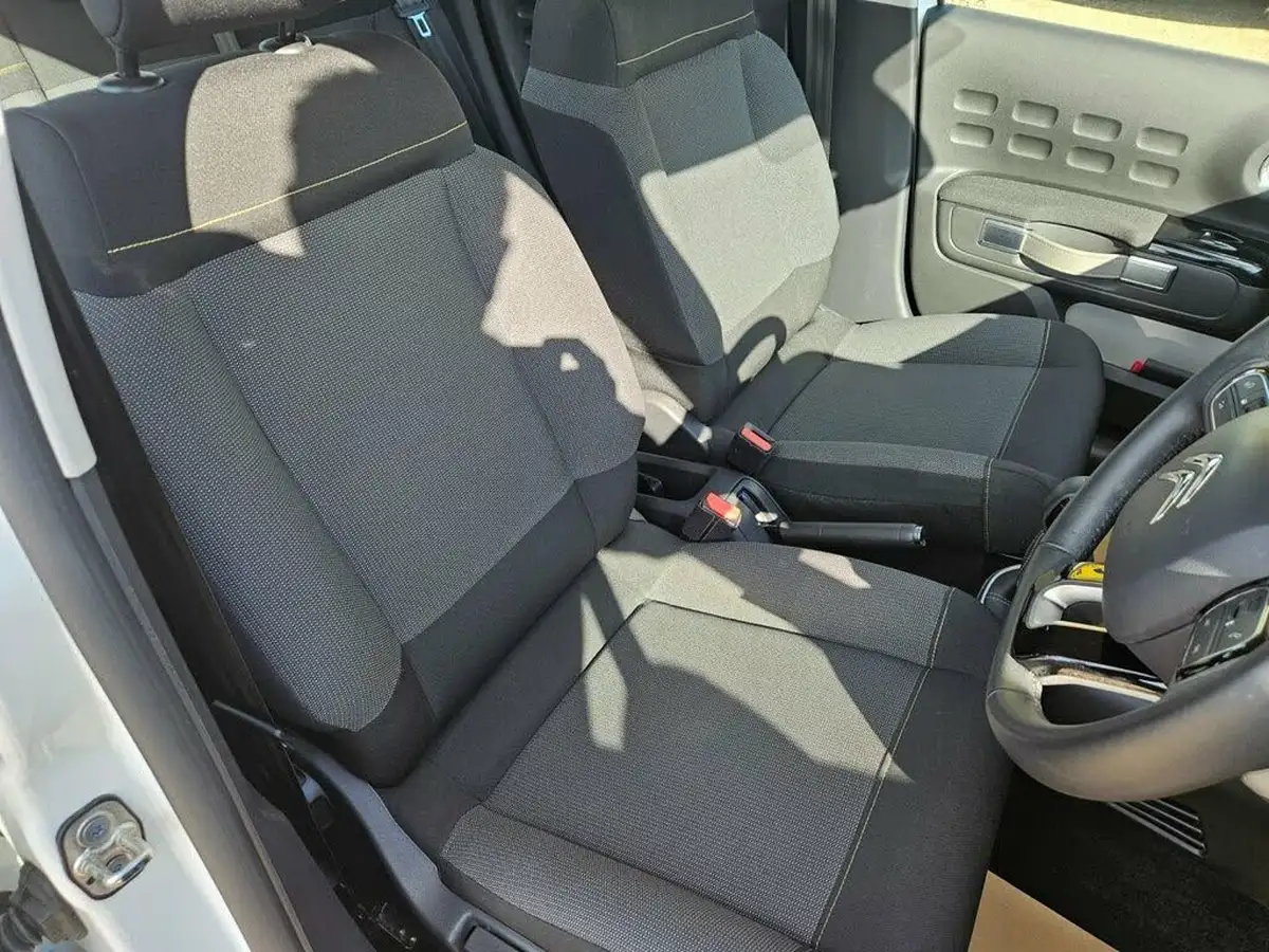 2021-citroen-c3-12-puretech-flair-83ps-big-7