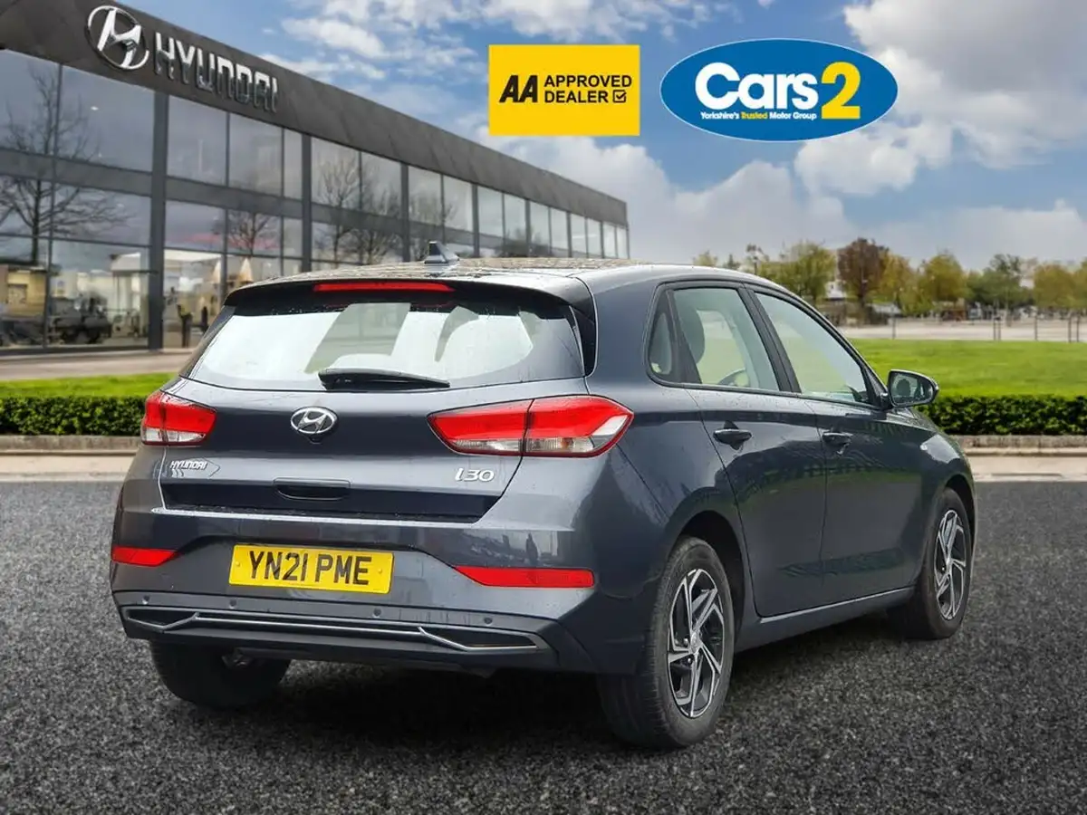 2021-hyundai-i30-10-t-gdi-se-connect-hatchback-big-3