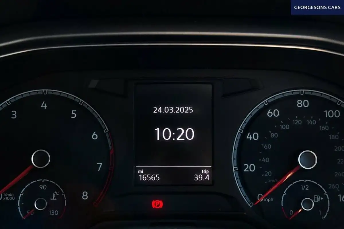 2021-volkswagen-t-roc-10-tsi-active-hatchback-5d-big-24
