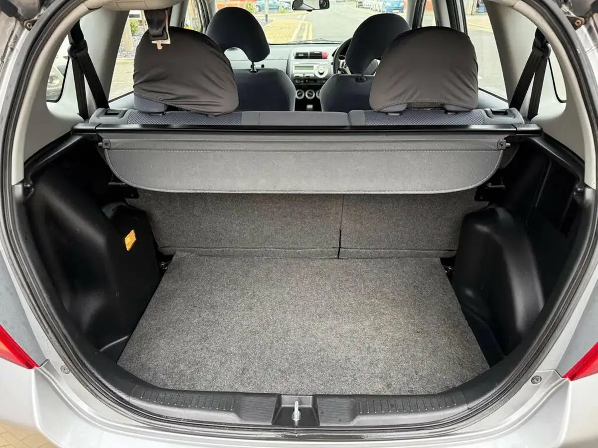 2007-honda-jazz-14-se-cvt-7-big-13