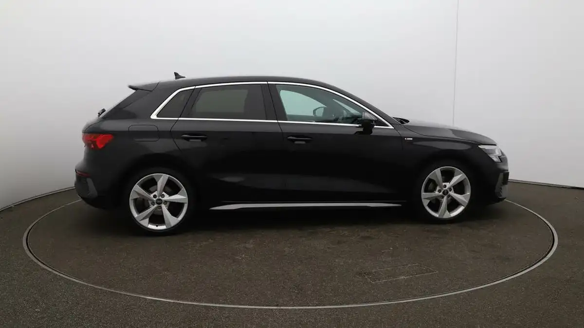 2022-audi-a3-15-35-tfsi-s-line-sportback-5d-tronic-big-8