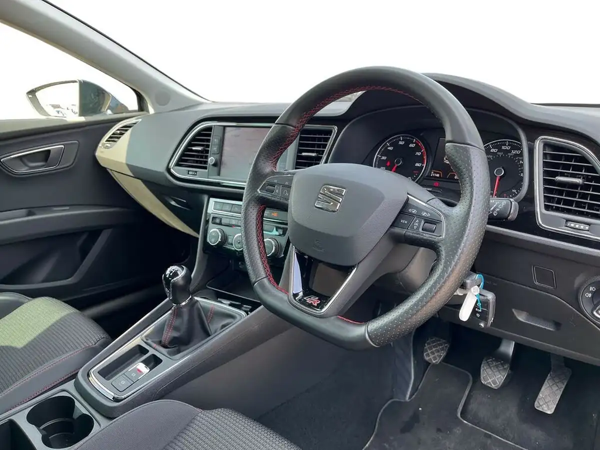 2020-seat-leon-15-tsi-evo-fr-130ps-hatchback-big-4