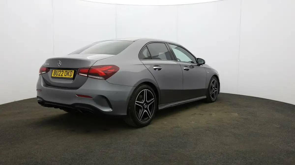 2022-mercedes-benz-a-class-20-a250-amg-line-premium-edition-saloon-4d-big-52