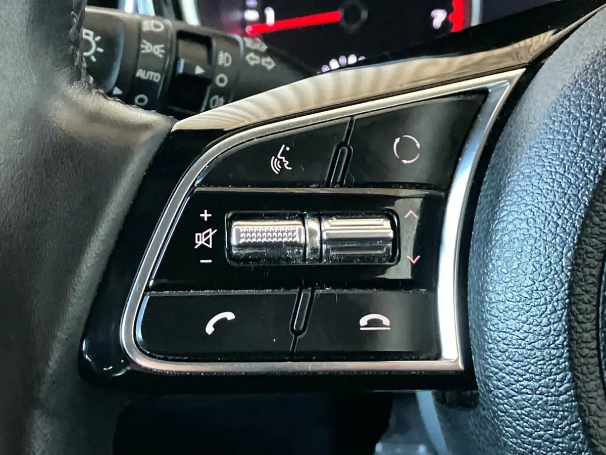 2021-kia-xceed-15-t-gdi-3-big-15