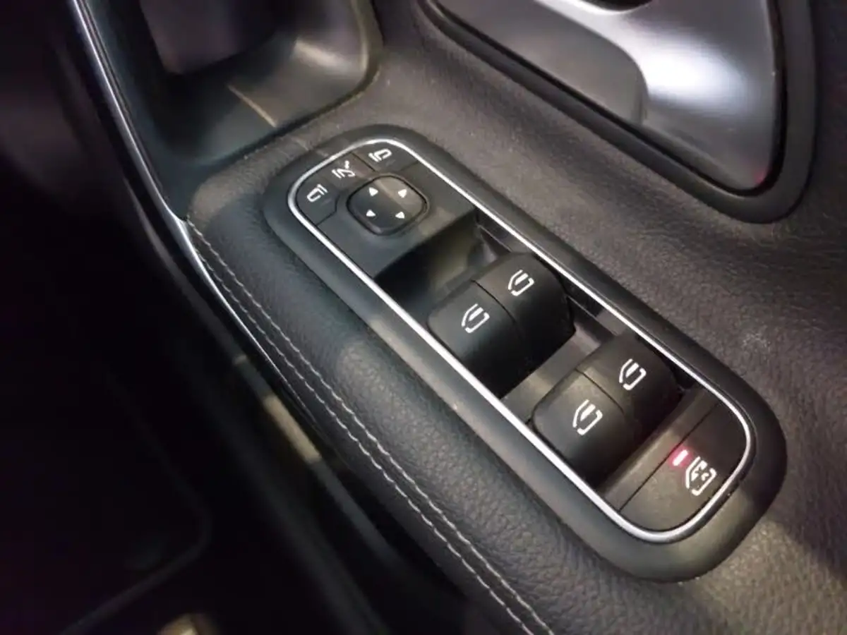2019-mercedes-benz-a-class-13-a180-sport-executive-hatchback-5d-1332cc-7g-dct-big-18
