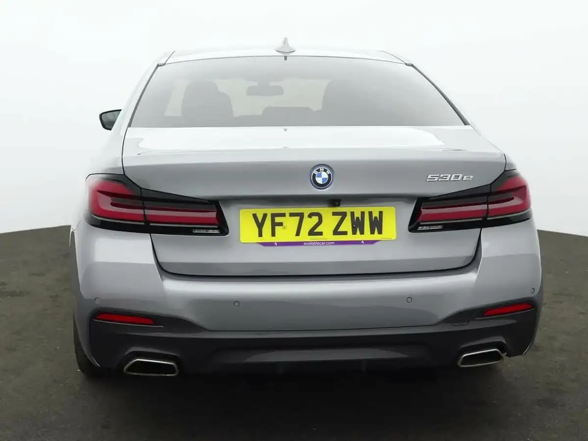 2022-bmw-5-series-20-530e-m-sport-saloon-4d-big-2