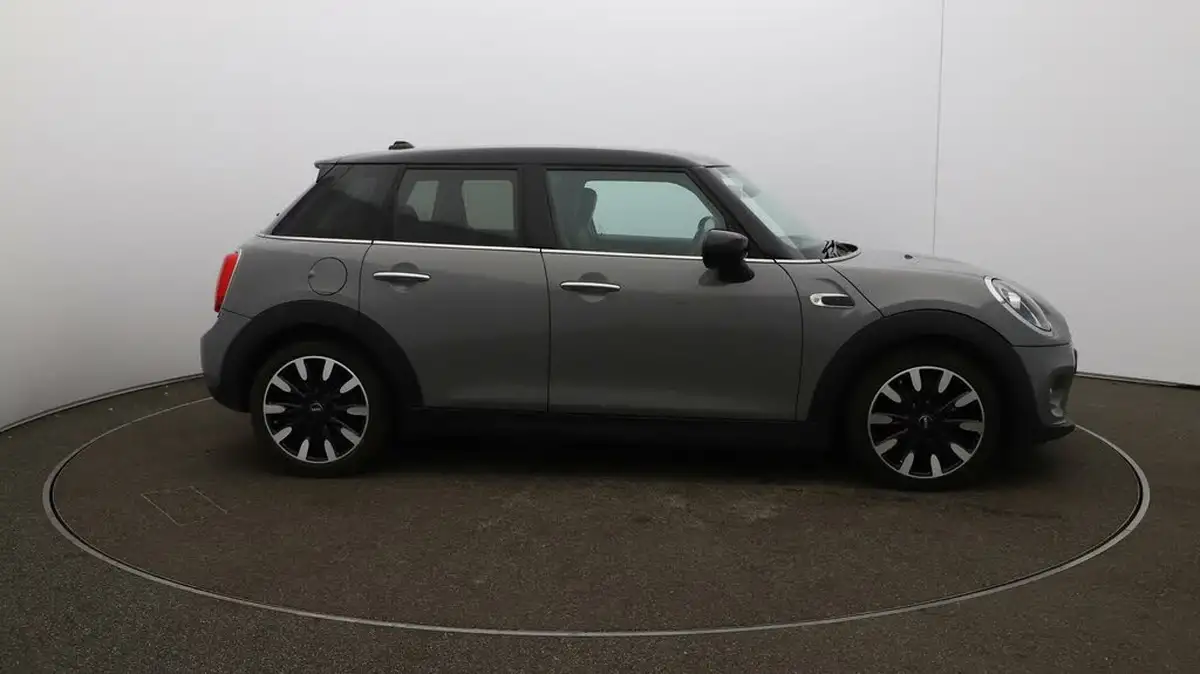 2020-mini-cooper-15-cooper-exclusive-hatchback-5d-big-39