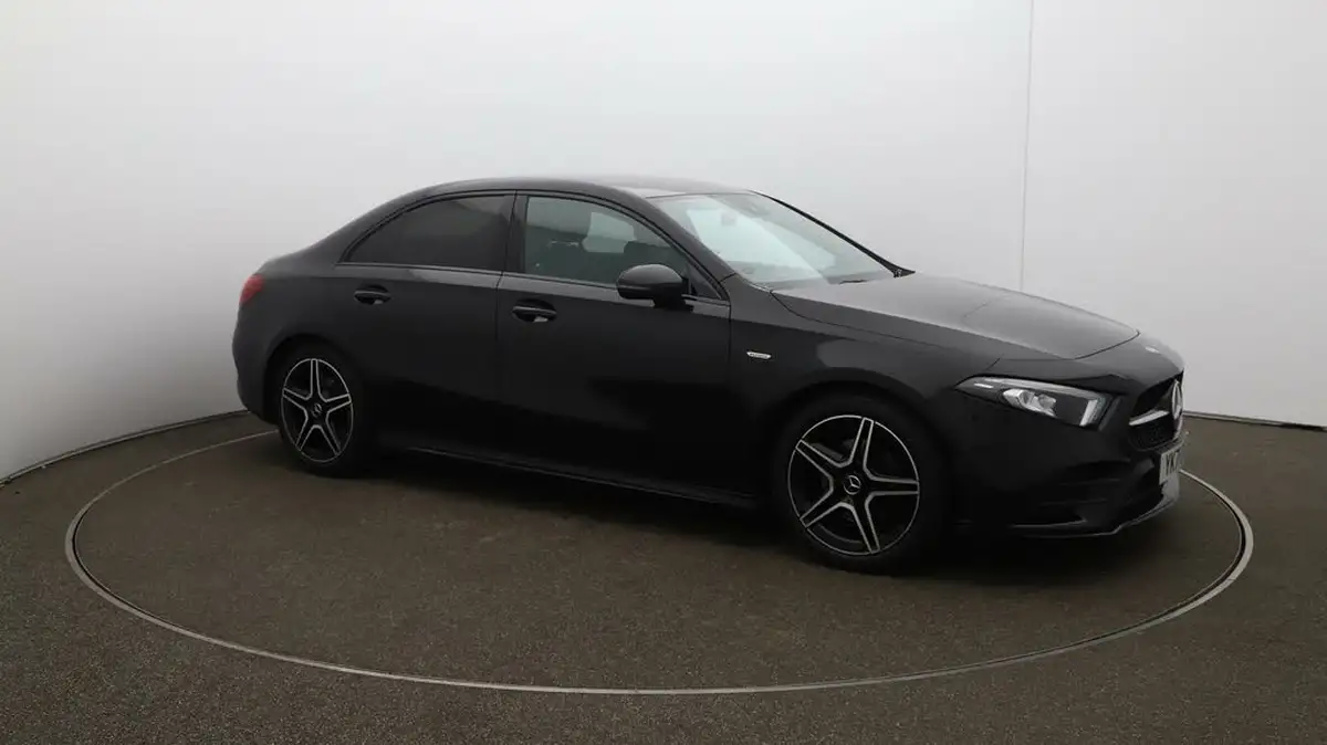 2021-mercedes-benz-a-class-13-a200-amg-line-executive-edition-saloon-4d-big-38