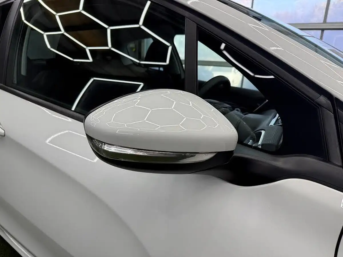 2015-peugeot-208-10-puretech-access-ac-3d-big-16