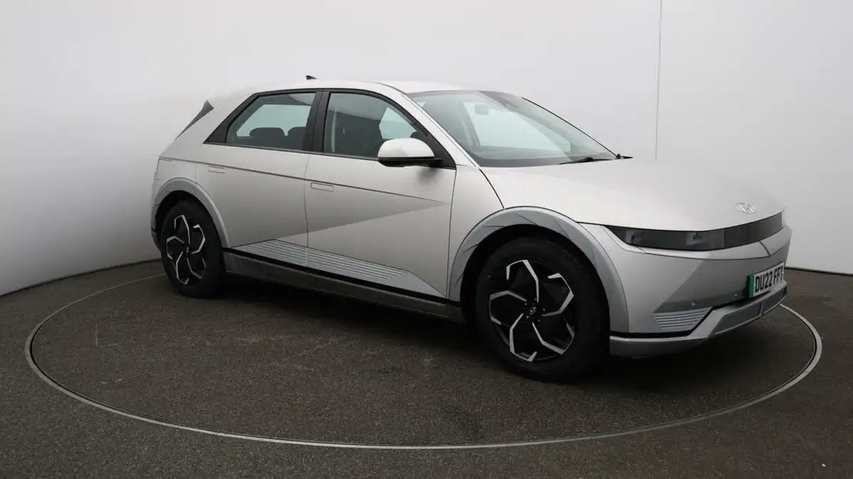 2022-hyundai-ioniq-5-e-premium-217ps-73kwh-rwd-big-1