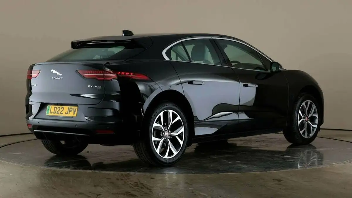 2022-jaguar-i-pace-ev400-hse-big-2