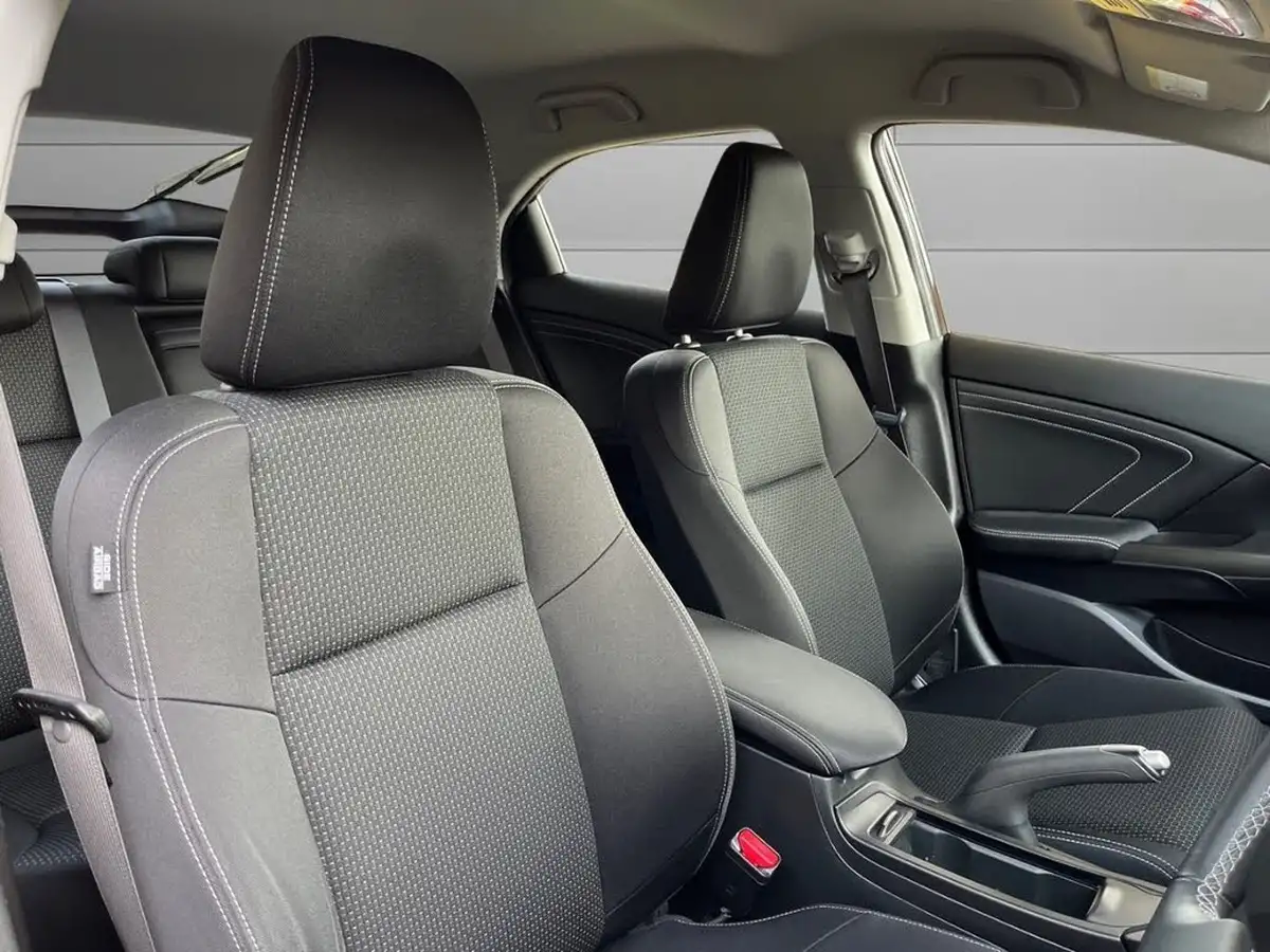 2016-honda-civic-18-i-vtec-se-plus-navi-hatchback-auto-big-11