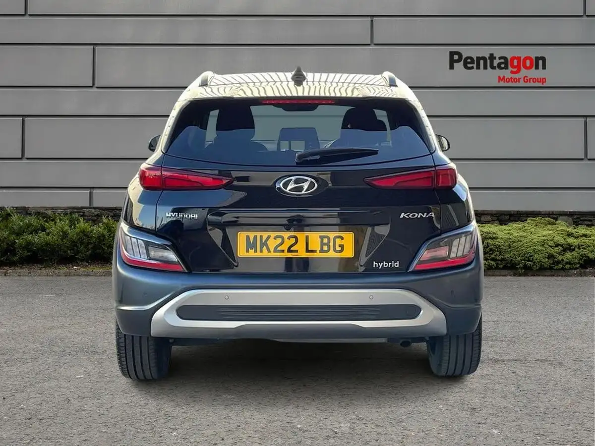2022-hyundai-kona-16-gdi-premium-big-13