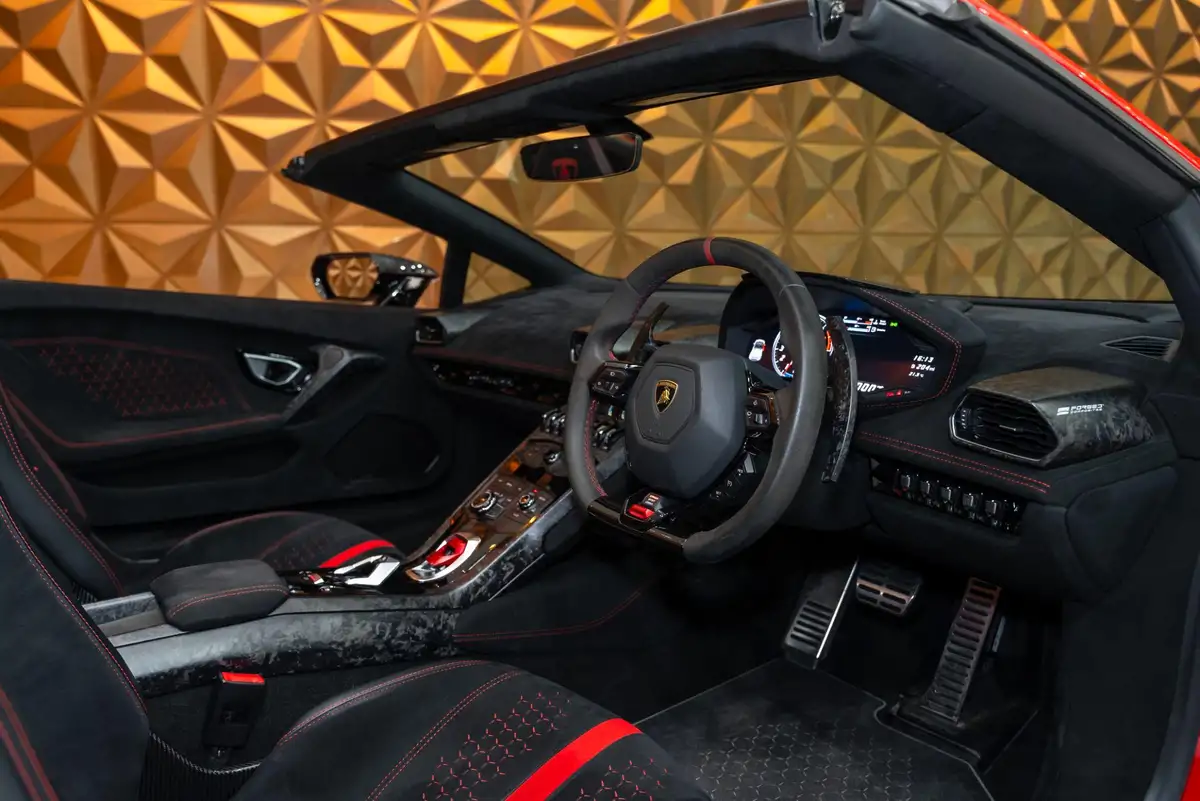 2018-lamborghini-huracan-52-performante-spyder-big-26