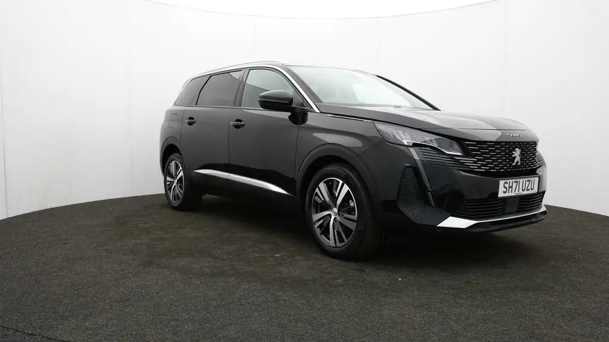2021-peugeot-5008-suv-12-puretech-allure-big-41