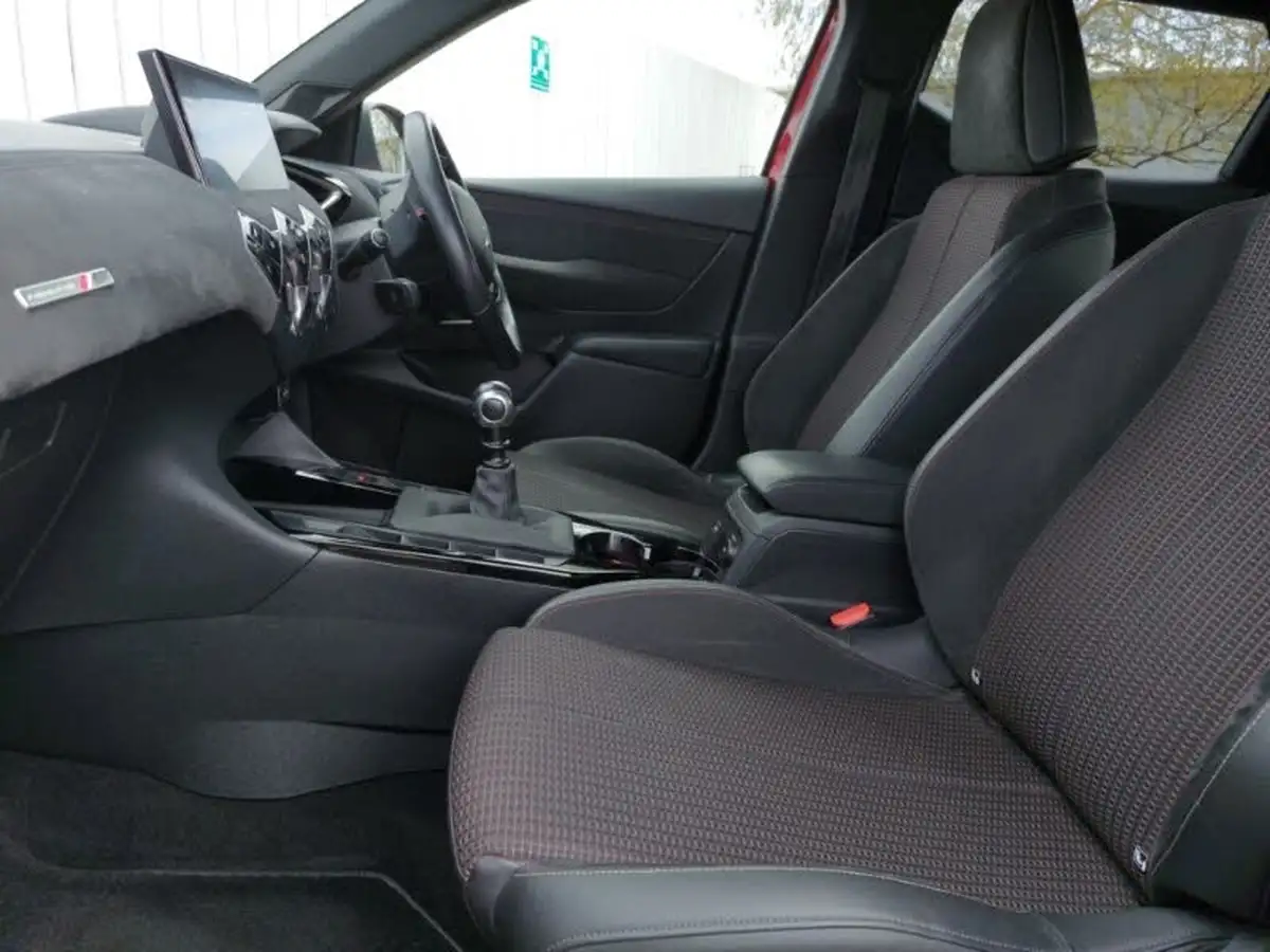 2019-ds-ds-3-crossback-12-puretech-performance-line-100ps-big-6