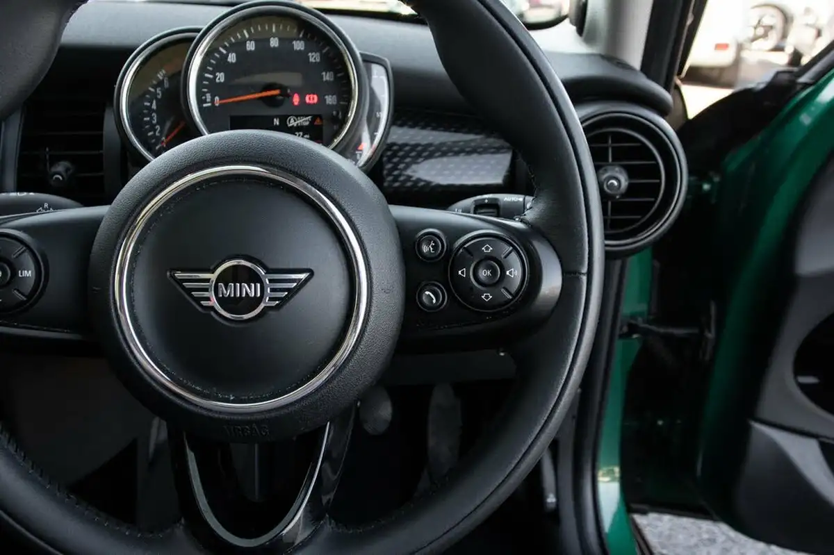 2019-mini-cooper-20-cooper-s-classic-189bhp-hatchback-5d-big-18