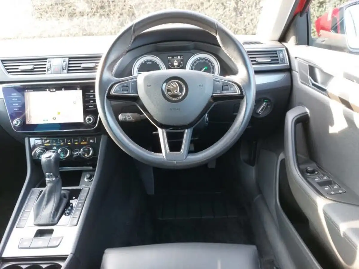2020-skoda-superb-14-tsi-se-l-hatchback-big-6