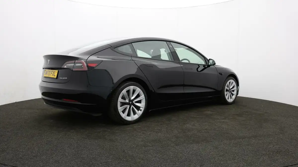2021-tesla-model-3-e-long-range-4x4-big-78