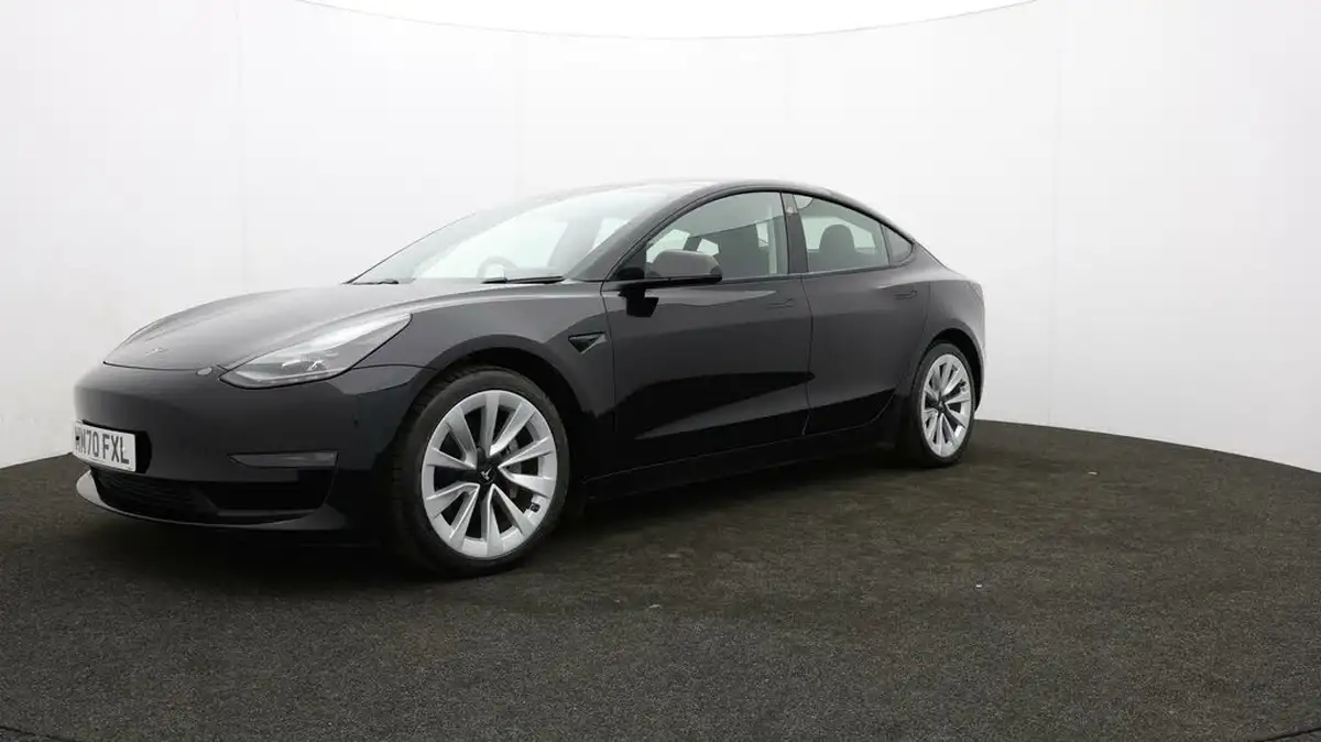 2021-tesla-model-3-e-long-range-4x4-big-54