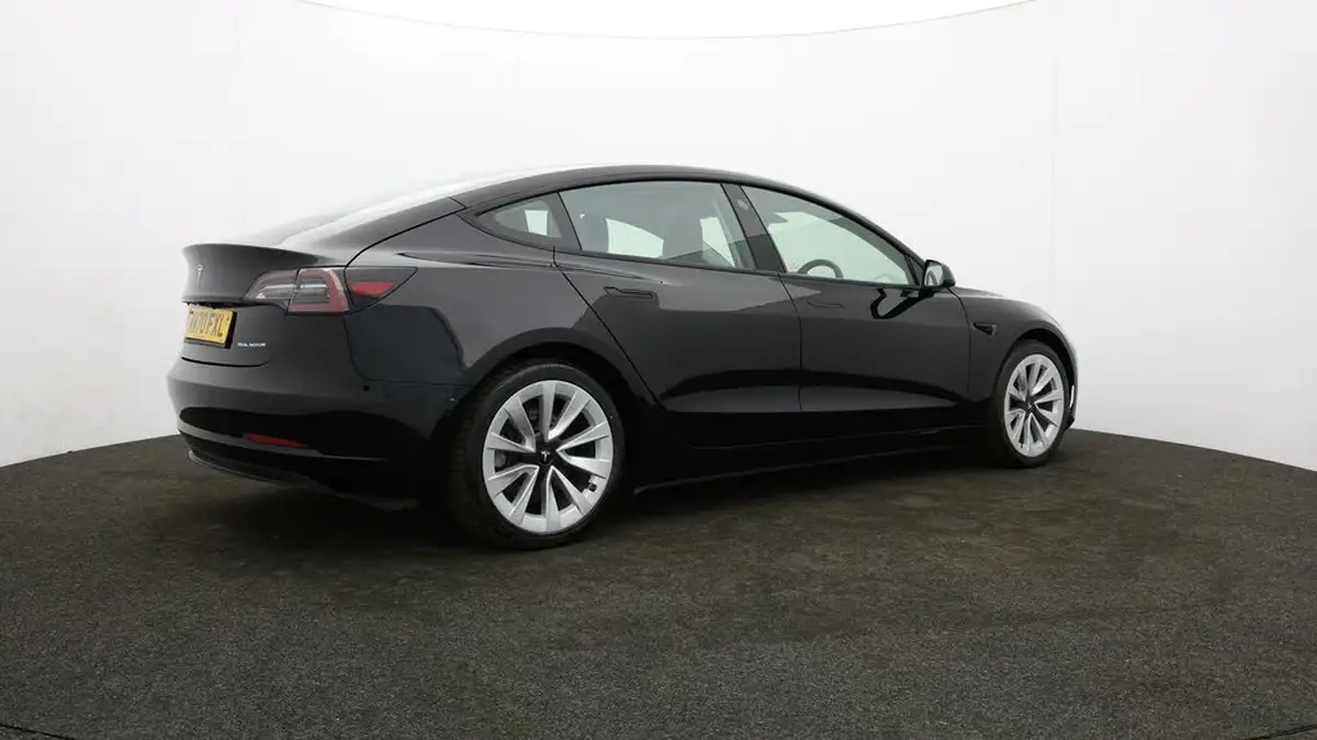 2021-tesla-model-3-e-long-range-4x4-big-26