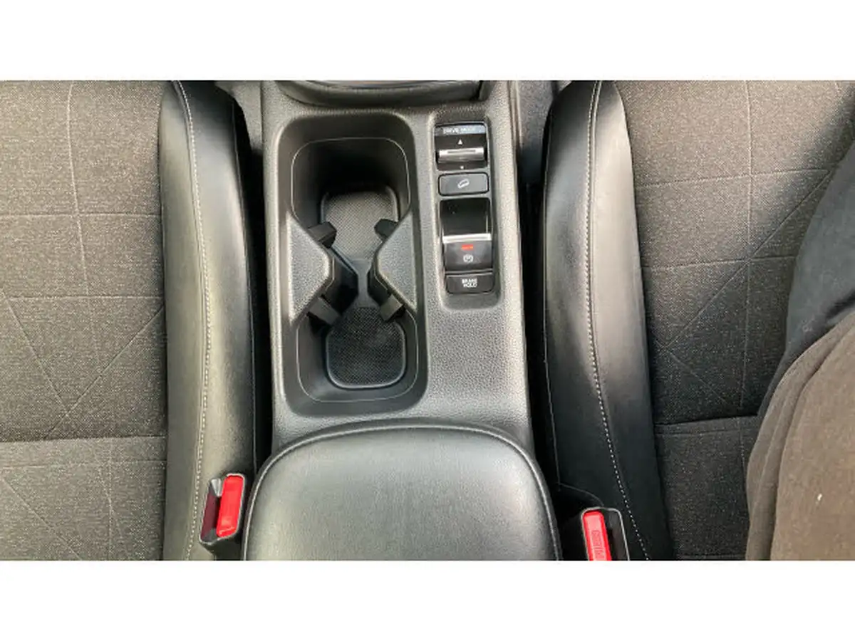 2022-honda-hr-v-15-i-mmd-advance-big-30