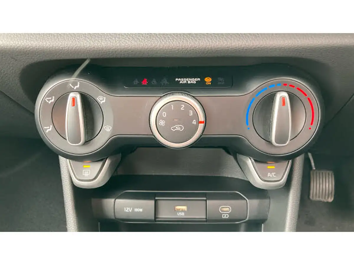 2024-kia-picanto-10-2-big-24