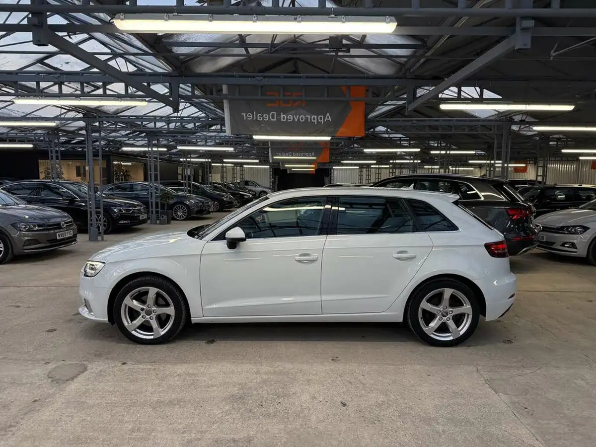 2017-audi-a3-20-tdi-150ps-ss-sportback-5d-s-tronic-big-8