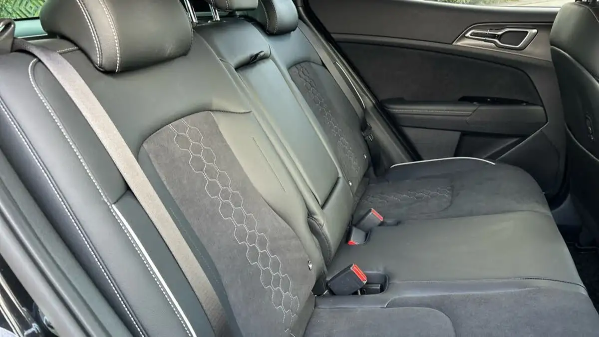 2024-kia-sportage-16-t-gdi-gt-line-207bhp-hev-auto-big-18