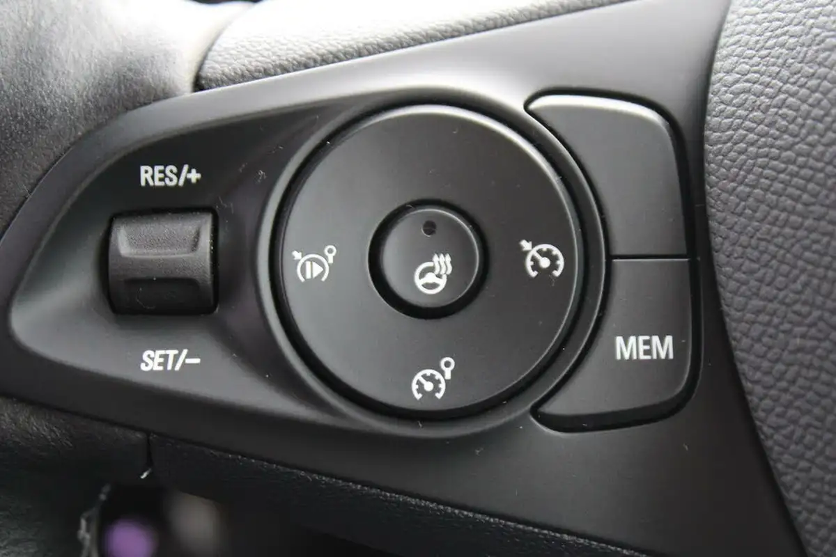 2022-vauxhall-corsa-e-elite-premium-big-32