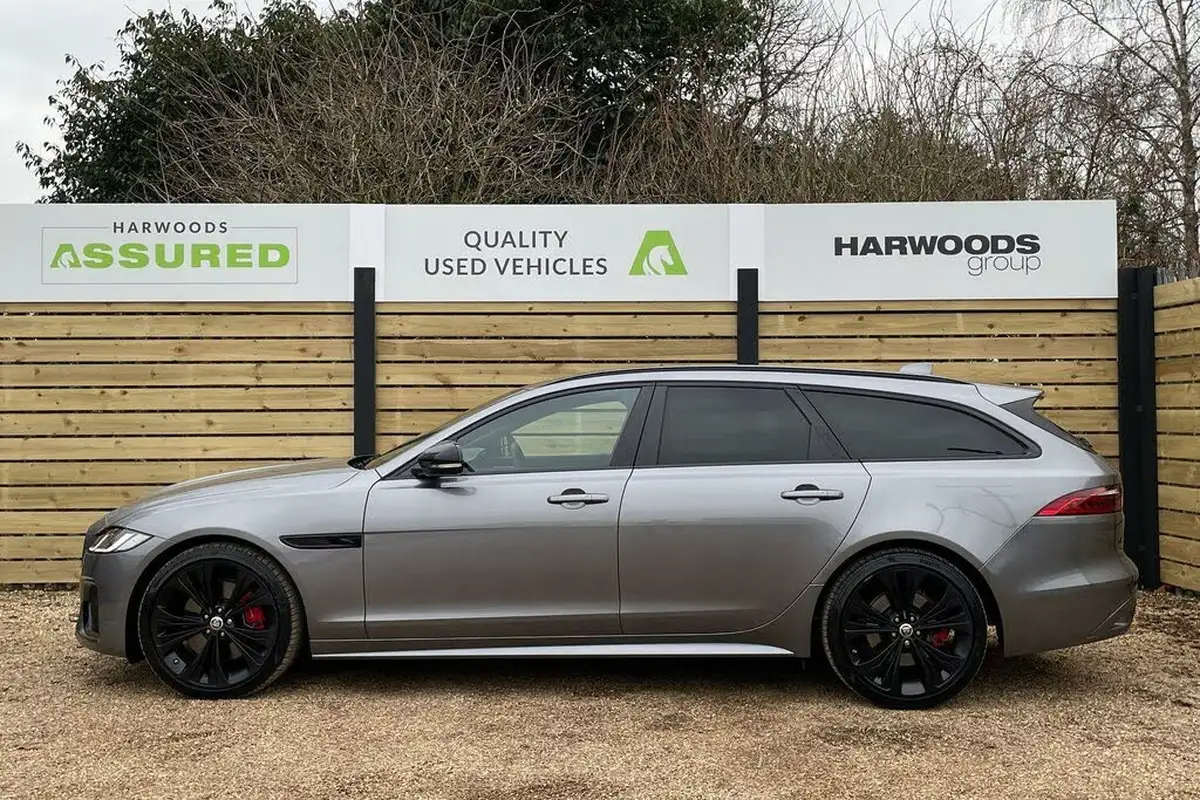 2024-jaguar-xf-20-d200-r-dynamic-hse-black-sportbrake-5d-big-9