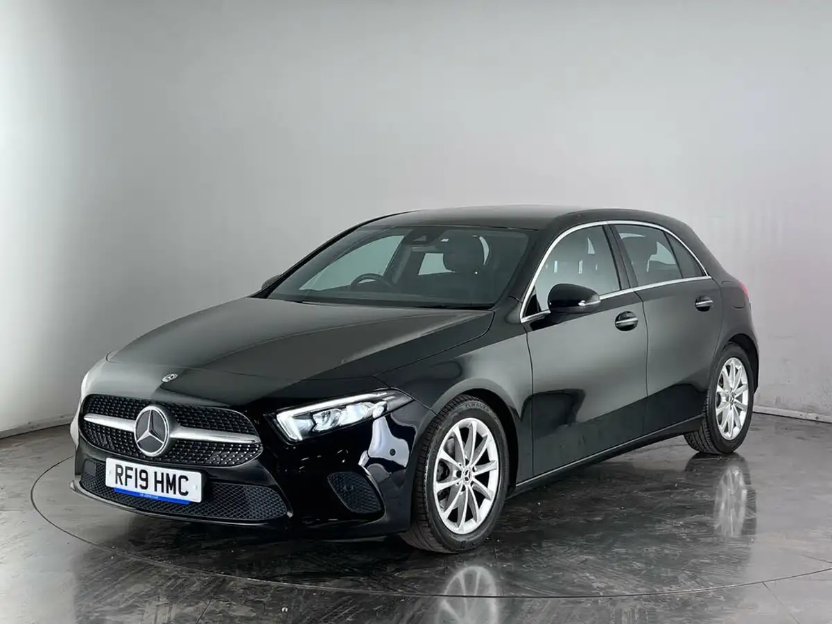 2019-mercedes-benz-a-class-15d-a180d-sport-premium-hatchback-5d-7g-dct-big-1