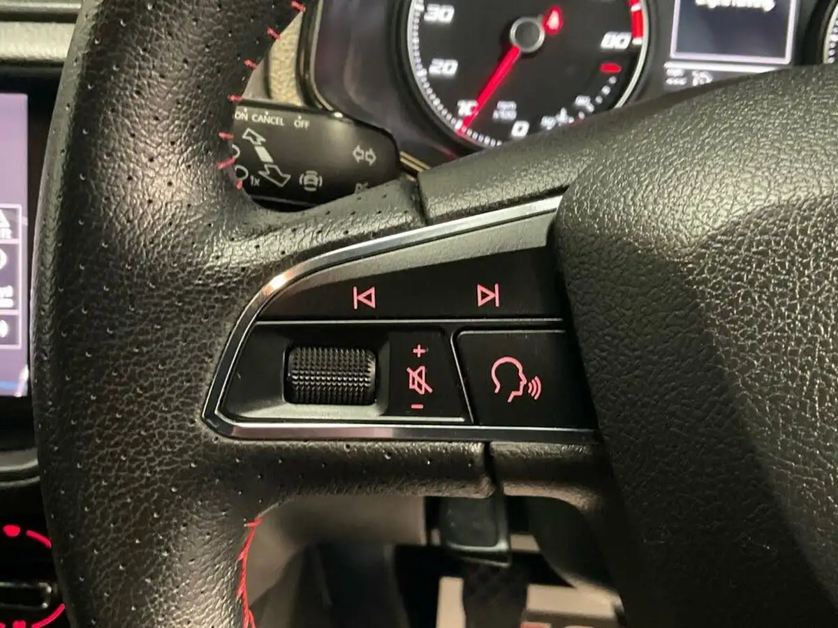 2019-seat-ibiza-10-tsi-fr-95ps-ss-big-32