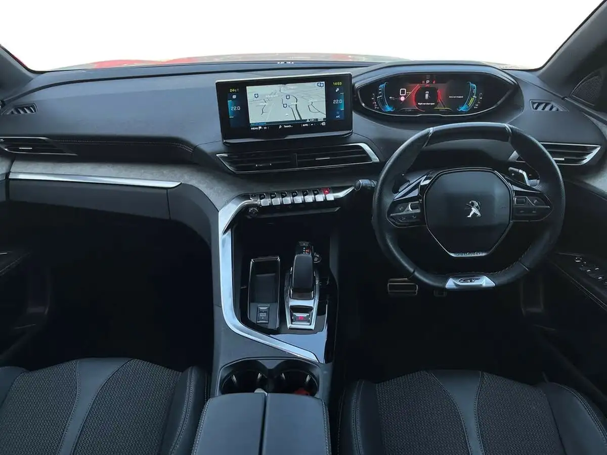 2022-peugeot-3008-suv-16-puretech-gt-225bhp-hybrid-e-eat8-big-5