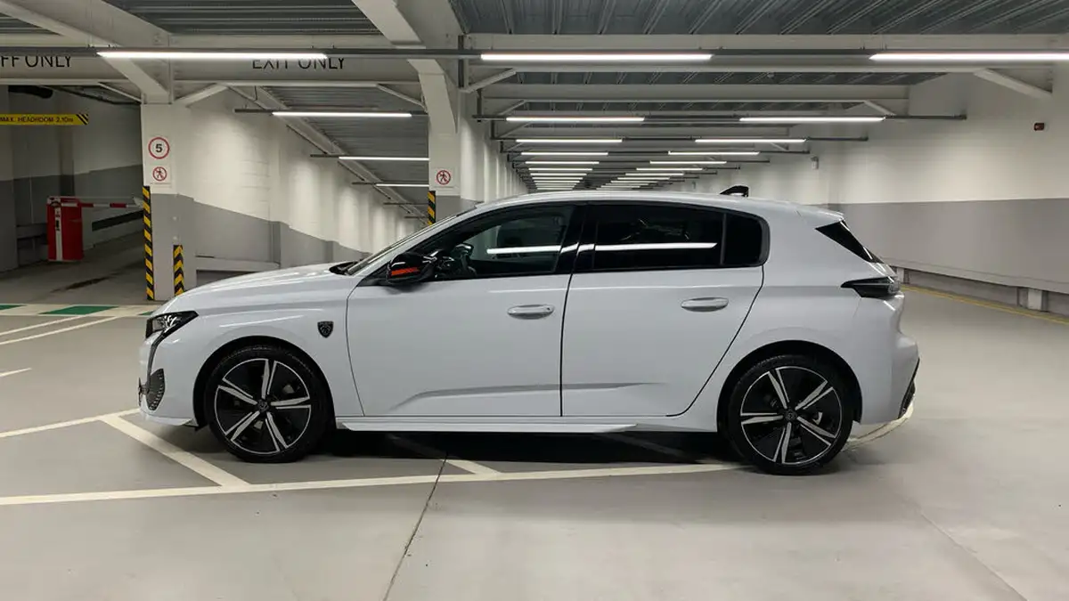 2023-peugeot-308-15-bluehdi-gt-130ps-big-5