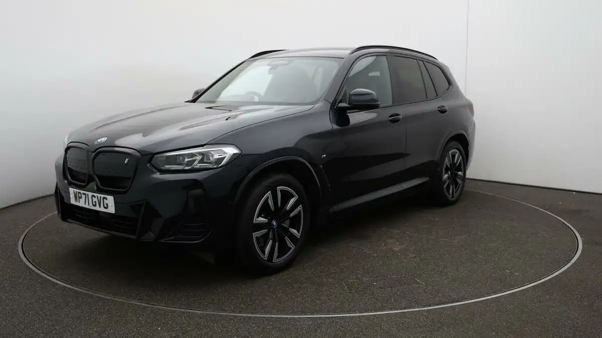 2022-bmw-ix3-e-m-sport-big-64