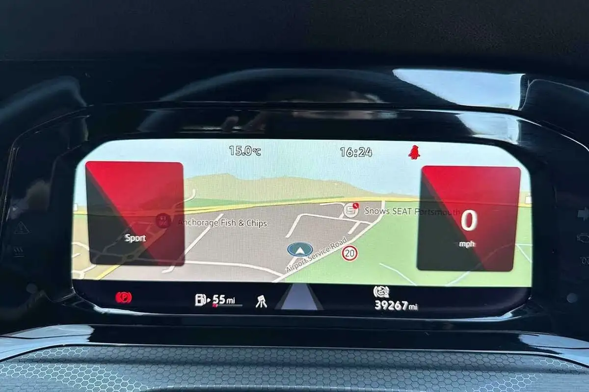 2021-volkswagen-golf-20-tsi-gti-big-24