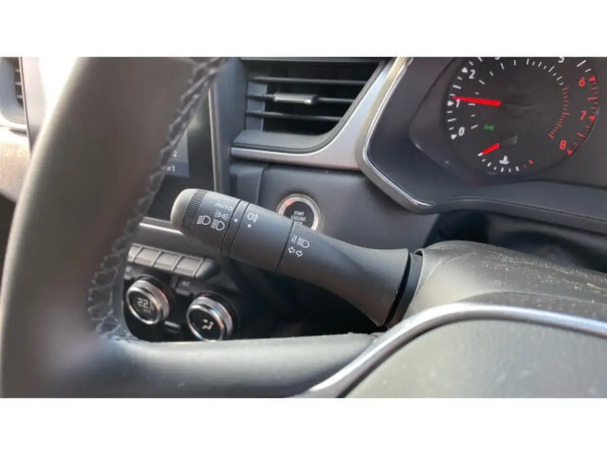 2022-renault-captur-10-tce-iconic-edition-big-23