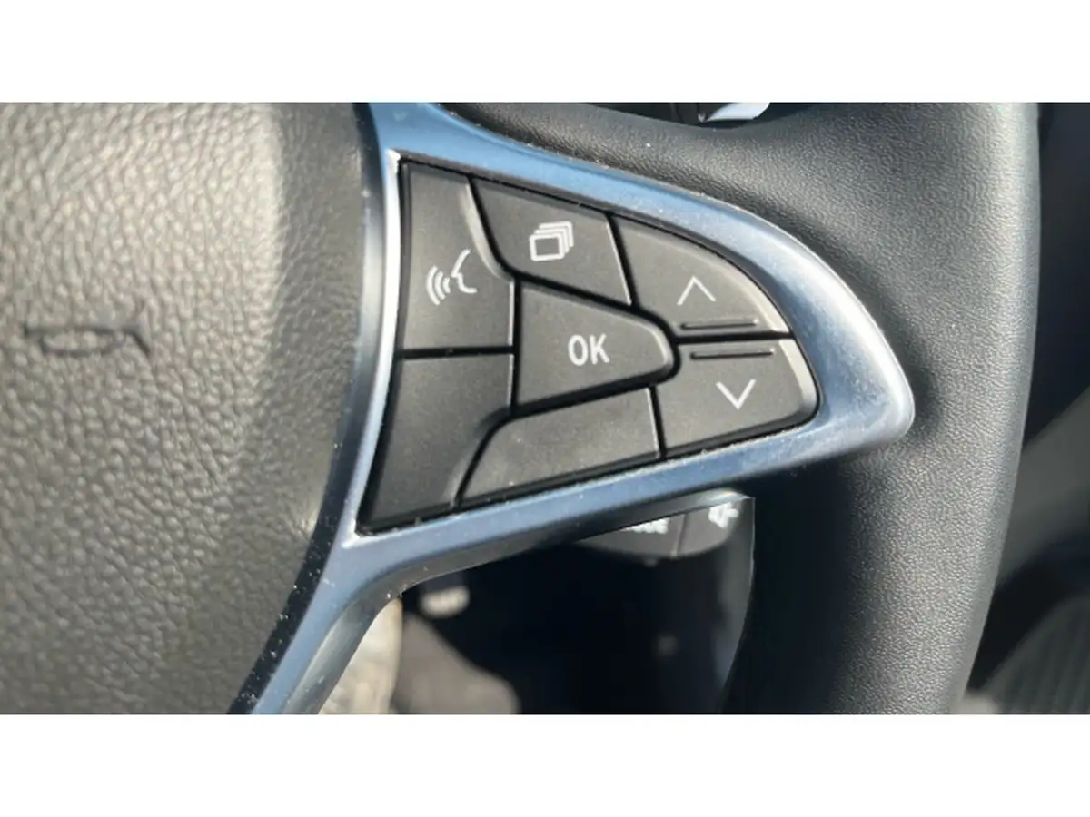 2022-dacia-sandero-stepway-10-tce-comfort-100bhp-bi-fuel-big-25