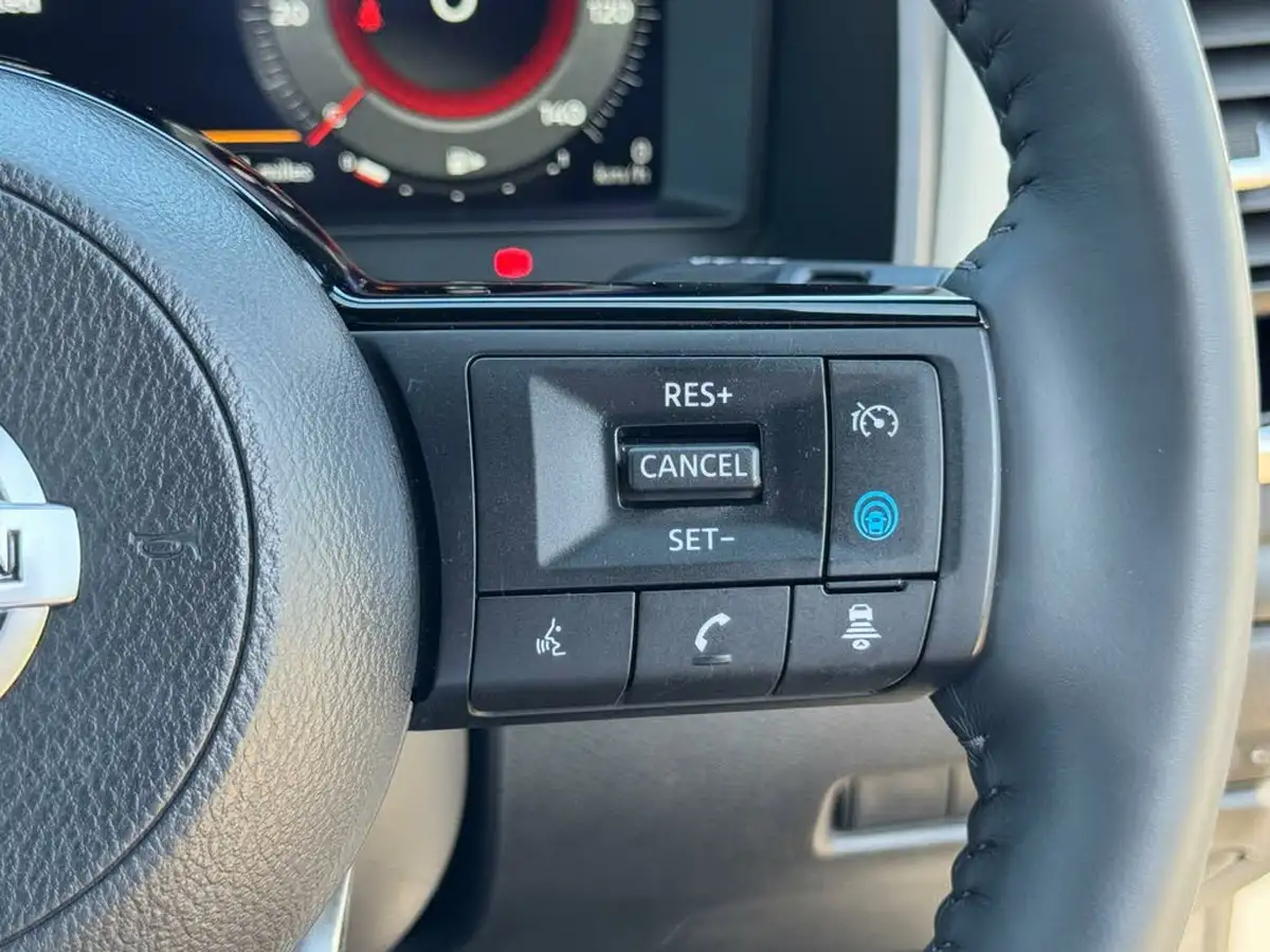 2021-nissan-qashqai-13-dig-t-tekna-140ps-big-25