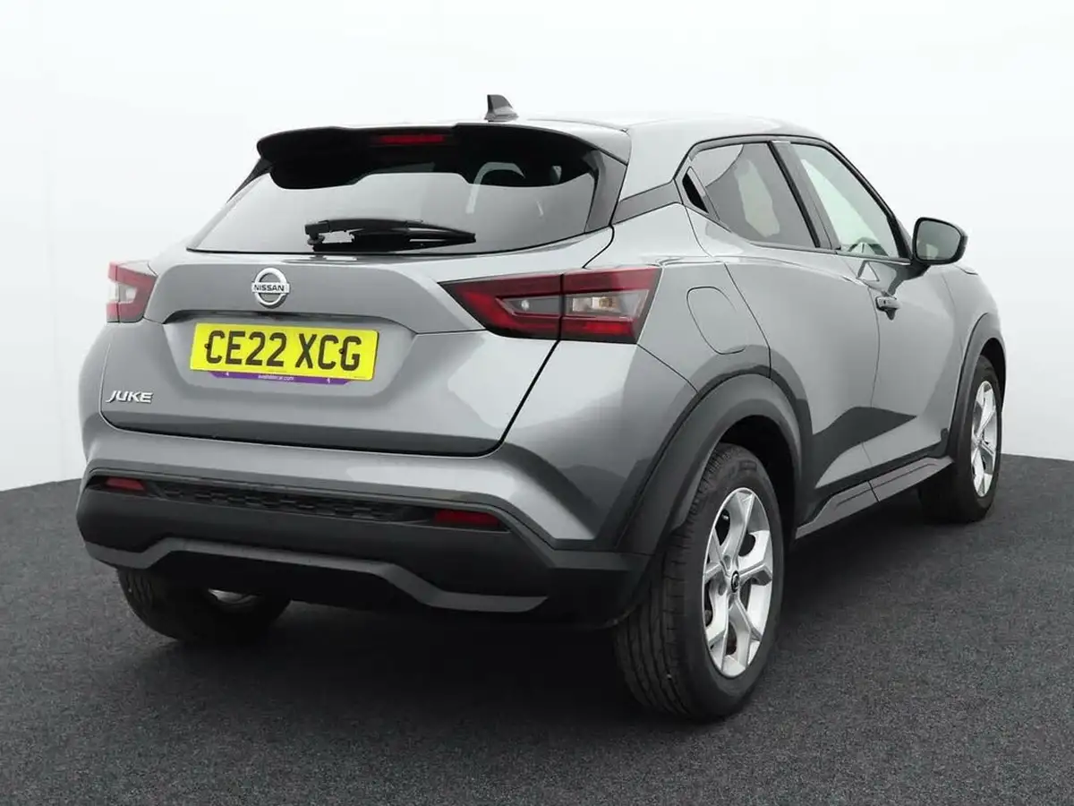2022-nissan-juke-10-dig-t-n-connecta-big-4