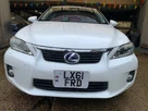 2011-lexus-ct-200h-small-4